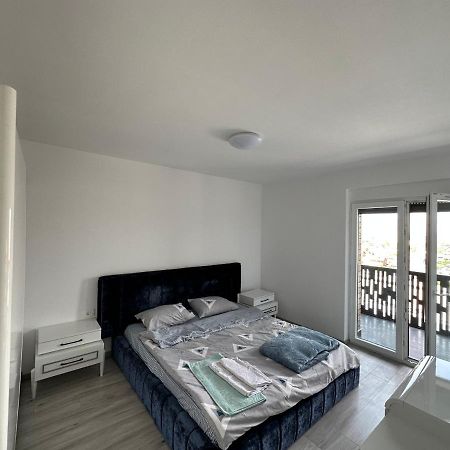 Shooter Apartments Ferizaj Eksteriør billede